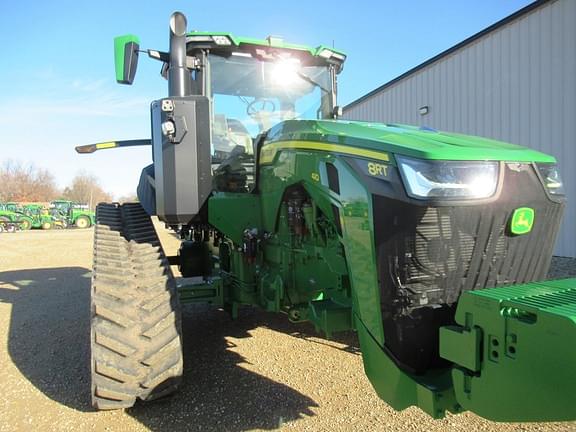 Image of John Deere 8RT 410 equipment image 4