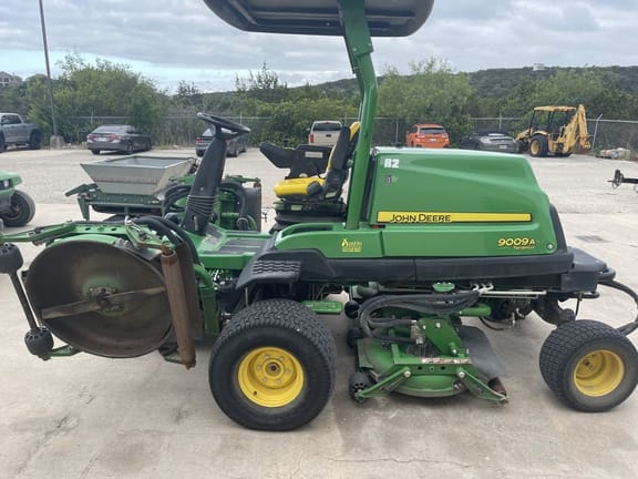 Main image John Deere 9009A