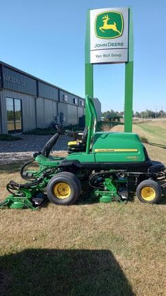 Image of John Deere 9009A equipment image 2
