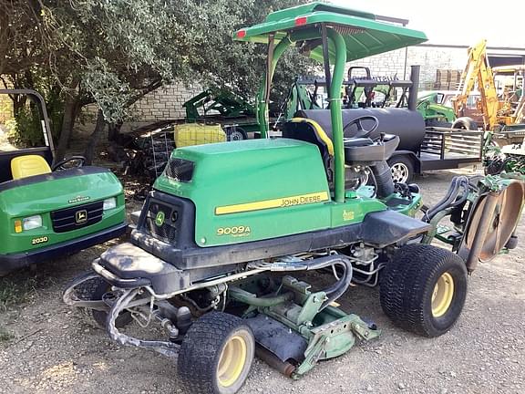 Image of John Deere 9009A equipment image 2