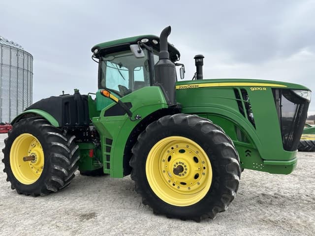 Image of John Deere 9370R equipment image 1