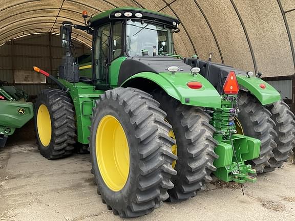 Image of John Deere 9370R equipment image 1