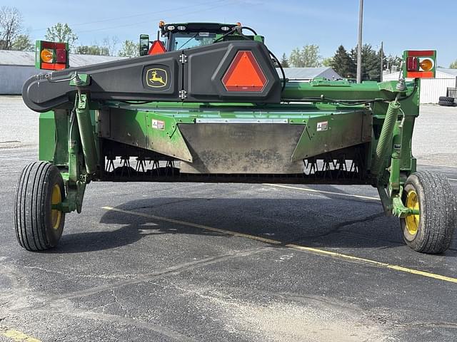 Image of John Deere 946 equipment image 4