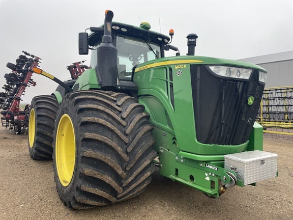 2019 John Deere 9470R Equipment Image0