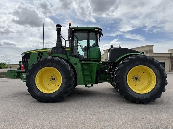 Image of John Deere 9520R equipment image 1