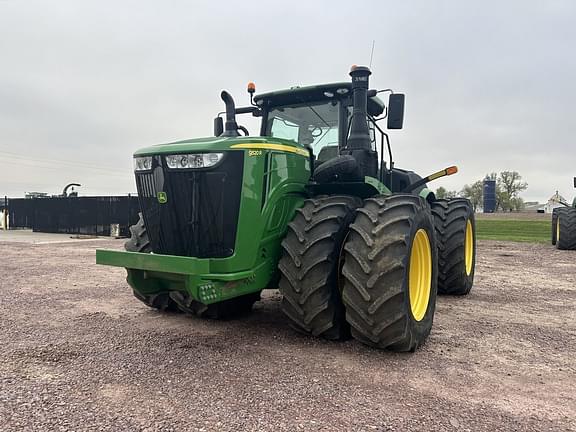 Image of John Deere 9520R equipment image 1