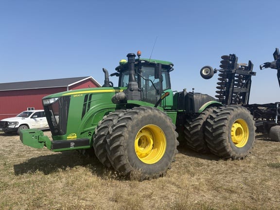 2019 John Deere 9520R Equipment Image0