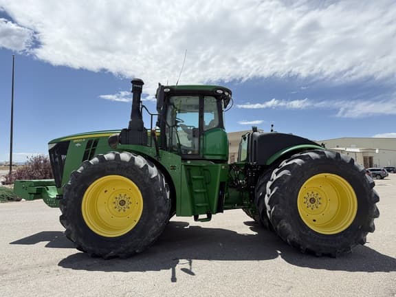 Image of John Deere 9520R equipment image 1