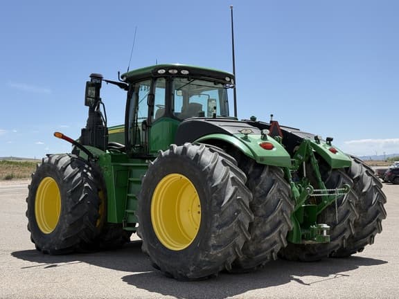 Image of John Deere 9520R equipment image 2
