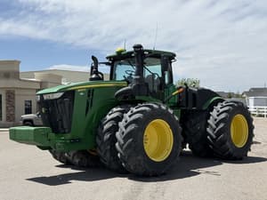 2019 John Deere 9520R Image