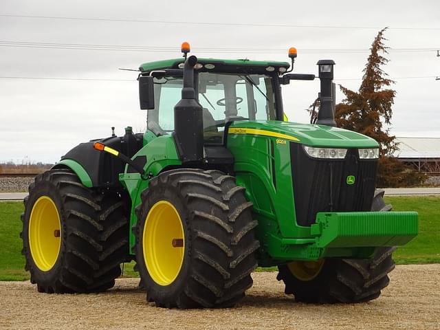 Image of John Deere 9520R equipment image 2