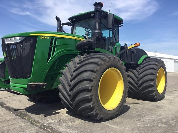 Image of John Deere 9520R equipment image 1