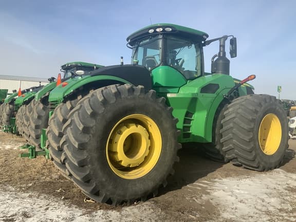 Image of John Deere 9520R equipment image 4