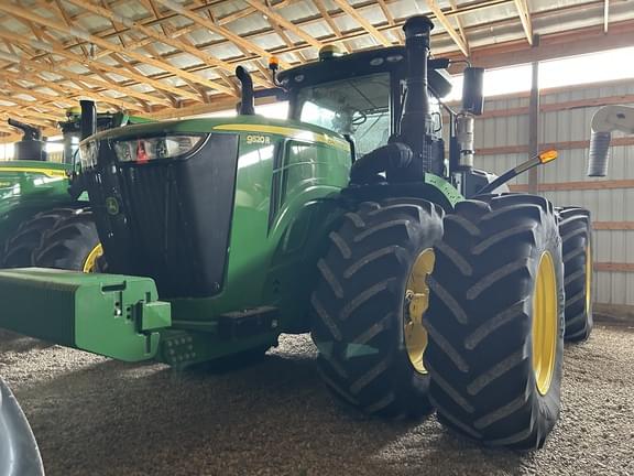 Image of John Deere 9520R equipment image 2
