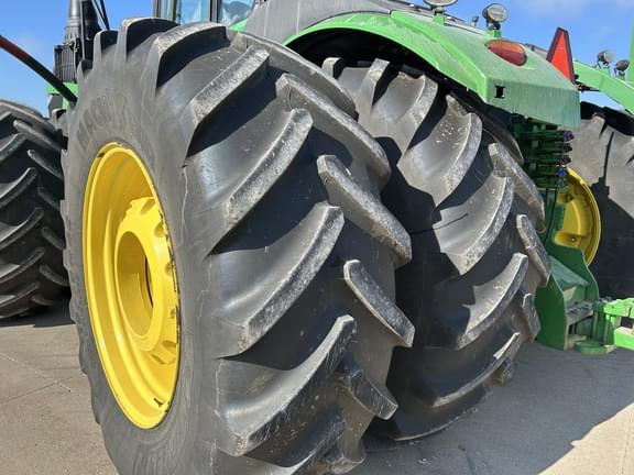 Image of John Deere 9520R equipment image 3
