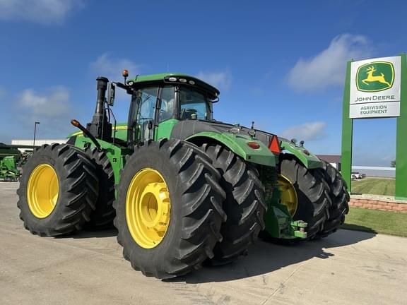 Image of John Deere 9520R equipment image 2