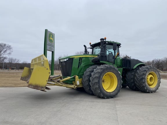 2019 John Deere 9520R Equipment Image0