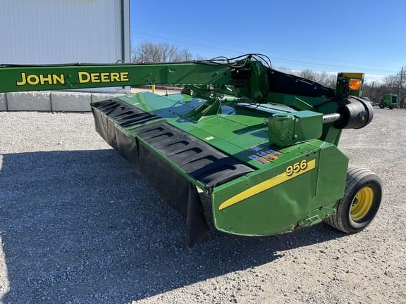 Main image John Deere 956