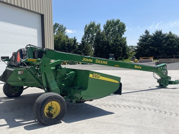 Image of John Deere 956 equipment image 2