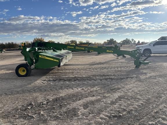 Image of John Deere 956 equipment image 3