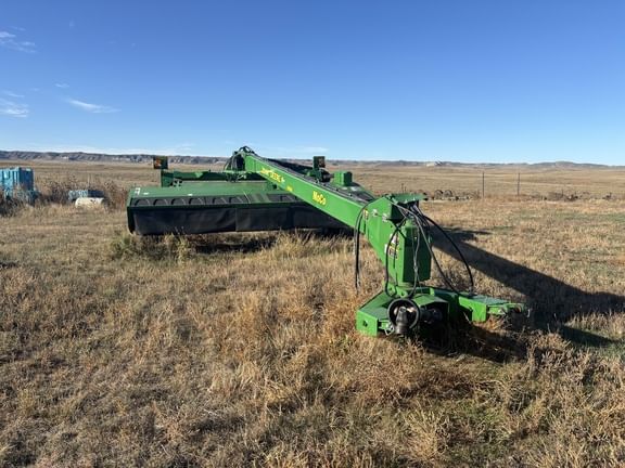 2019 John Deere 956 Equipment Image0