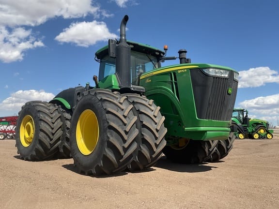 2019 John Deere 9570R Equipment Image0