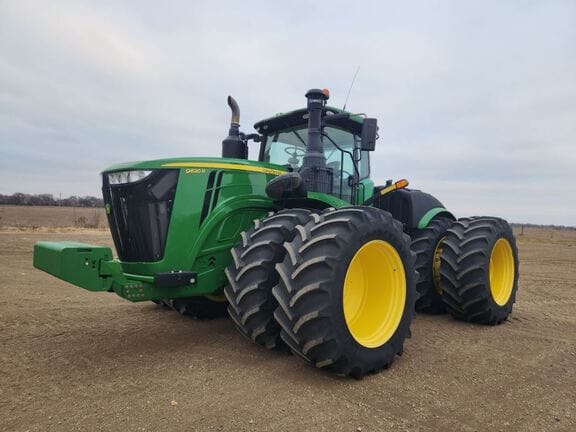 2019 John Deere 9620R Equipment Image0