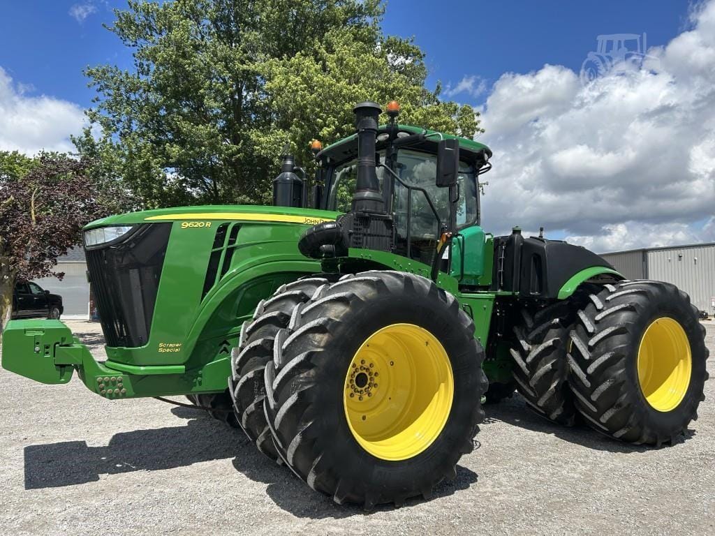 2019 John Deere 9620R Equipment Image0