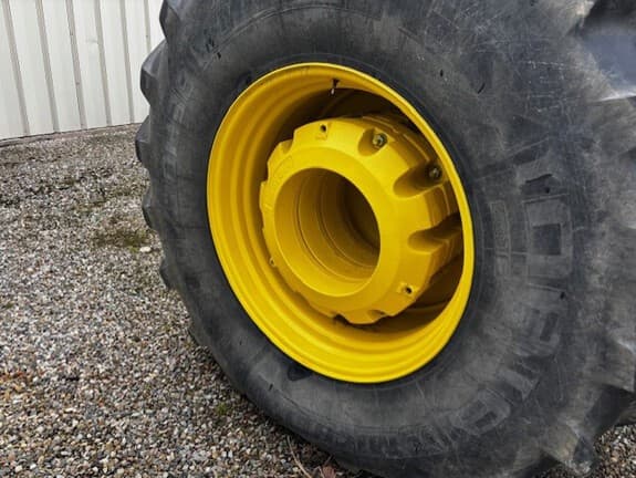 Image of John Deere 9620R equipment image 4