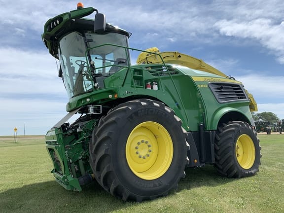 Main image John Deere 9700i