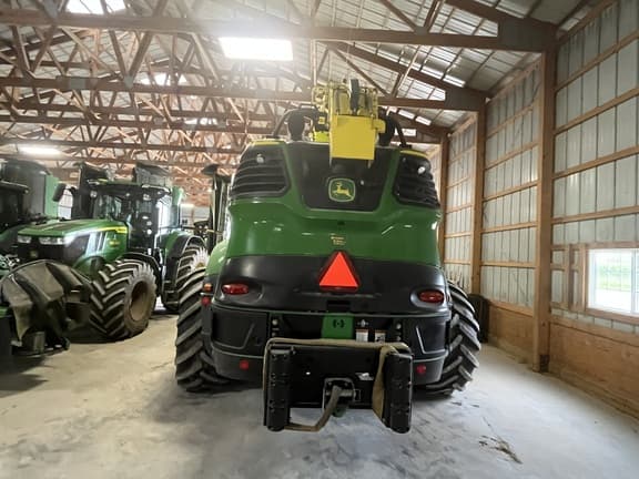 Image of John Deere 9800 equipment image 1