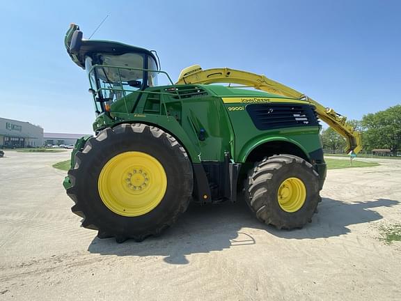 Image of John Deere 9900 equipment image 1