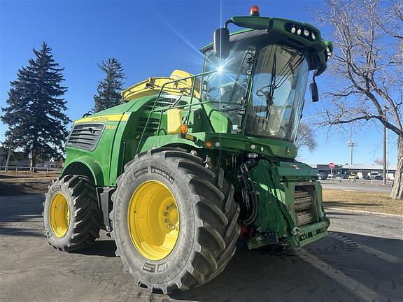 Image of John Deere 9900i equipment image 2