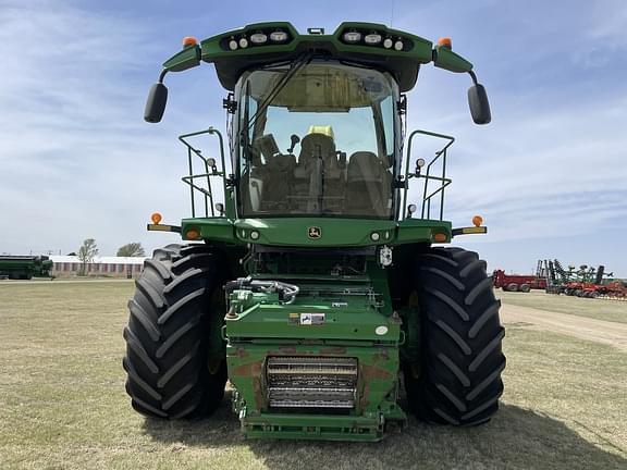 Image of John Deere 9900i equipment image 2