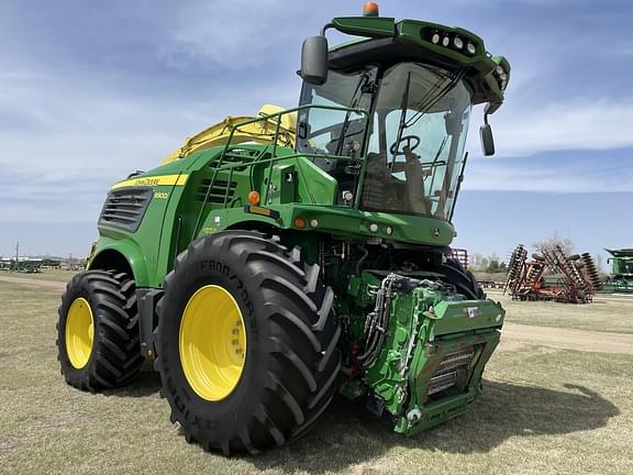 Image of John Deere 9900i equipment image 1