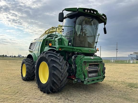 Image of John Deere 9900 equipment image 1