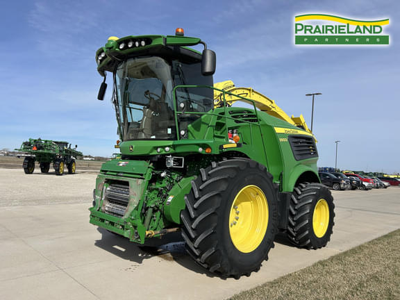 Image of John Deere 9900i Primary image