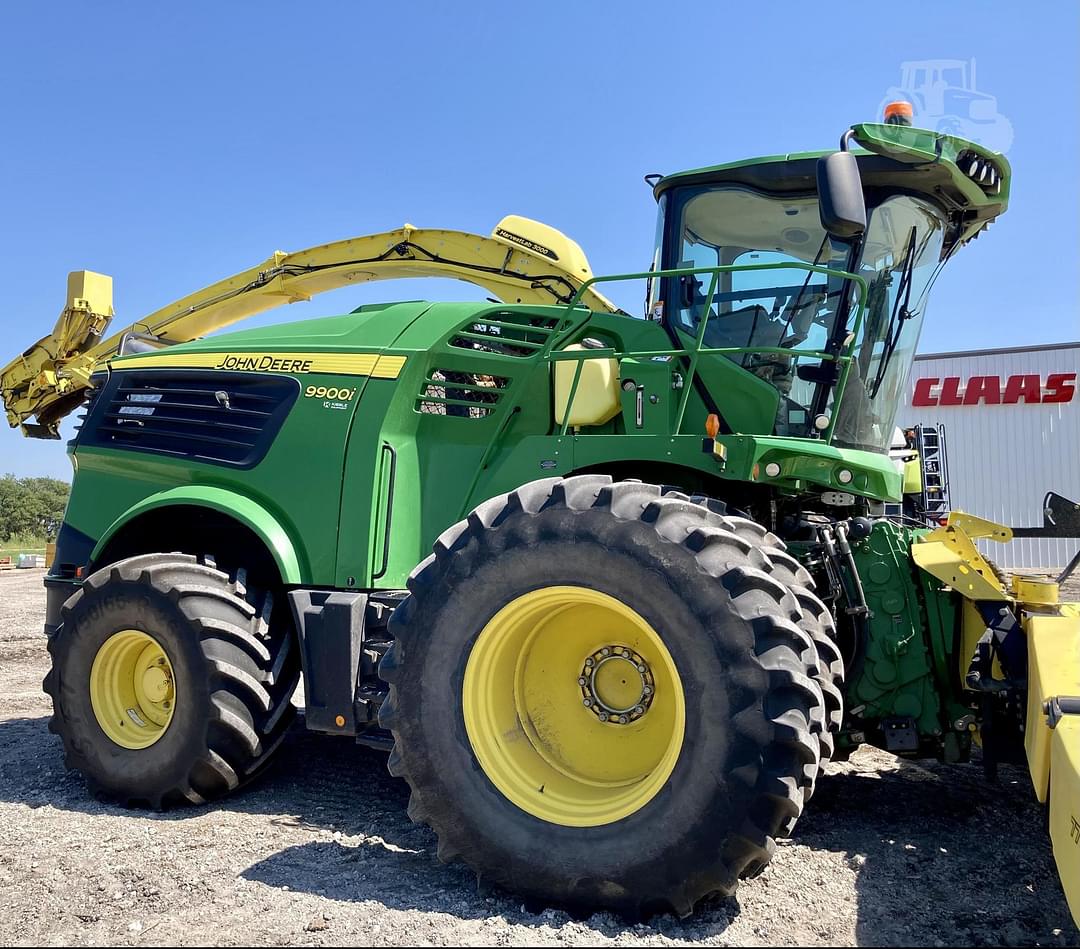 Image of John Deere 9900i Primary image