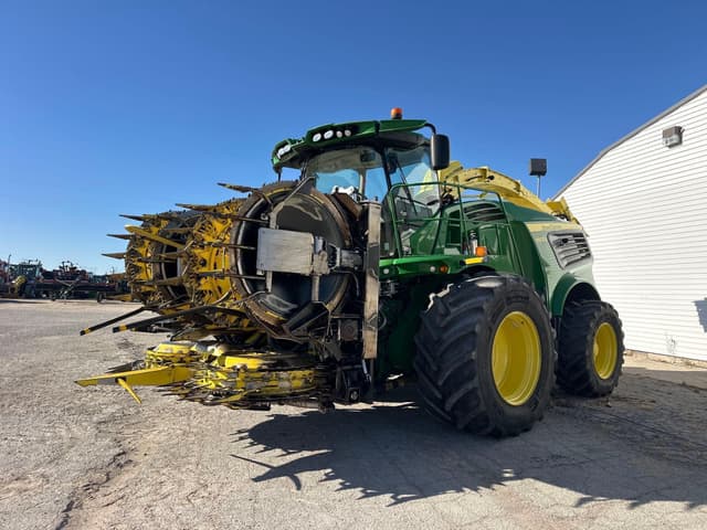 Image of John Deere 9900i equipment image 1