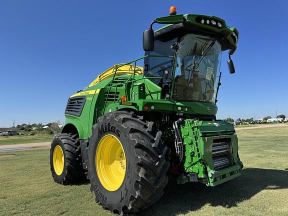 Image of John Deere 9900 equipment image 1