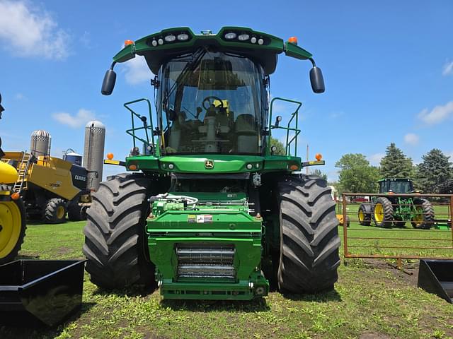Image of John Deere 9900i equipment image 2
