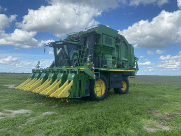 Main image John Deere CP690