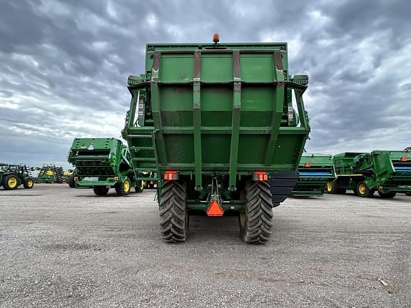 Image of John Deere CP690 equipment image 3