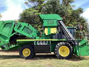 Main image John Deere CP690 5