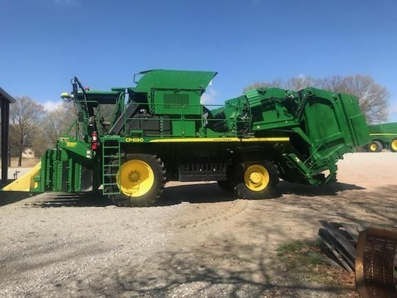Main image John Deere CP690
