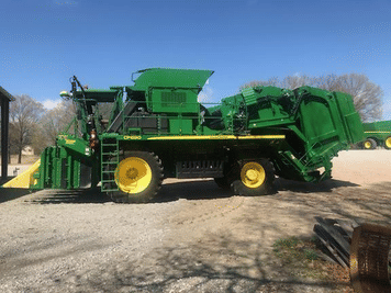 Main image John Deere CP690