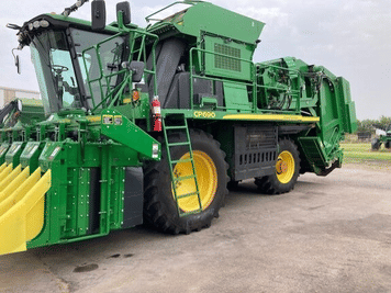 Main image John Deere CP690