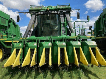 Main image John Deere CP690