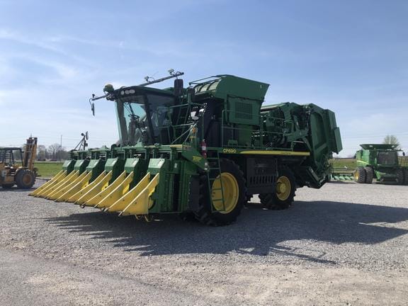 Main image John Deere CP690