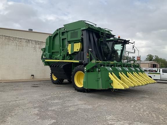 Image of John Deere CP690 equipment image 4